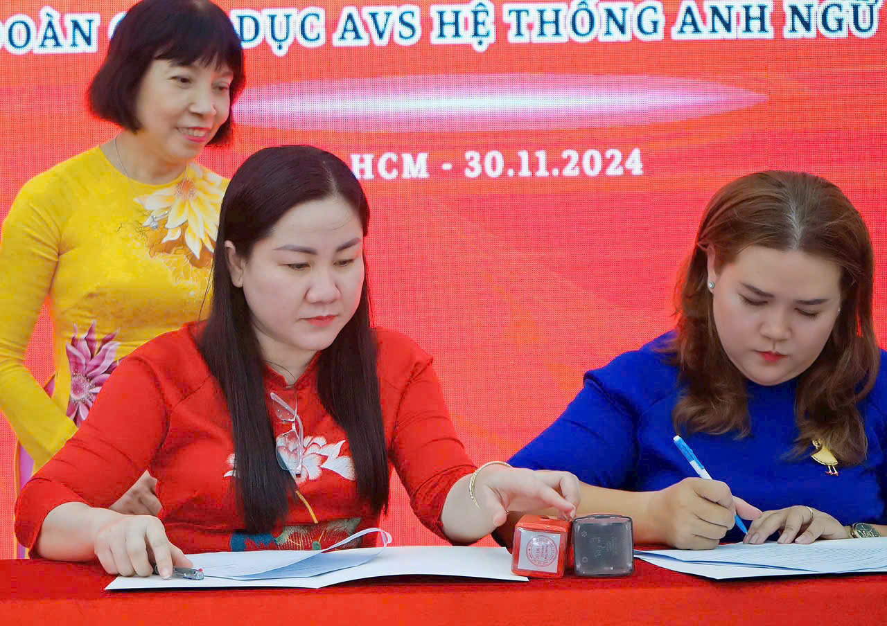 Đội Ngũ Giáo Viên & Sự Kiện — Trung tâm Anh Thy