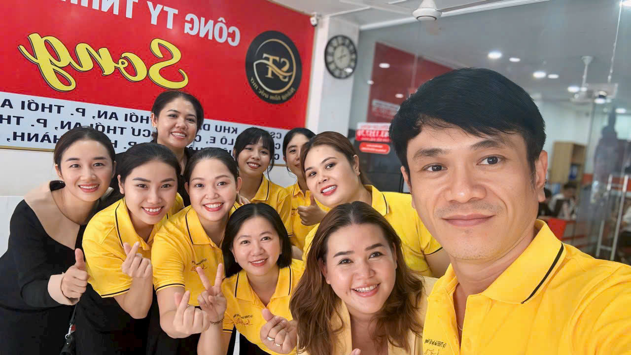 Đội Ngũ Giáo Viên & Sự Kiện — Trung tâm Anh Thy
